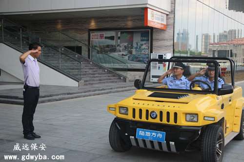 停車被刮蹭，停車場(chǎng)保安是否有責(zé)任？